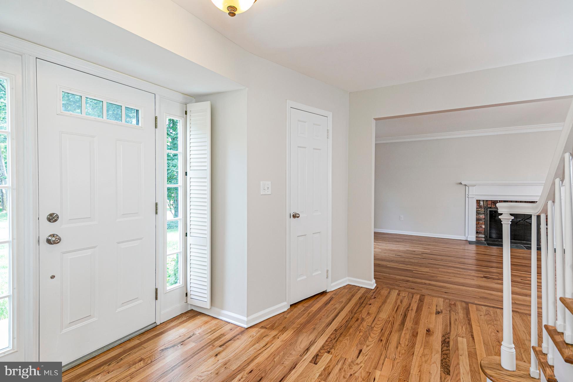332 Riverside Drive Princeton, NJ 08540 - Photo 3 of 28