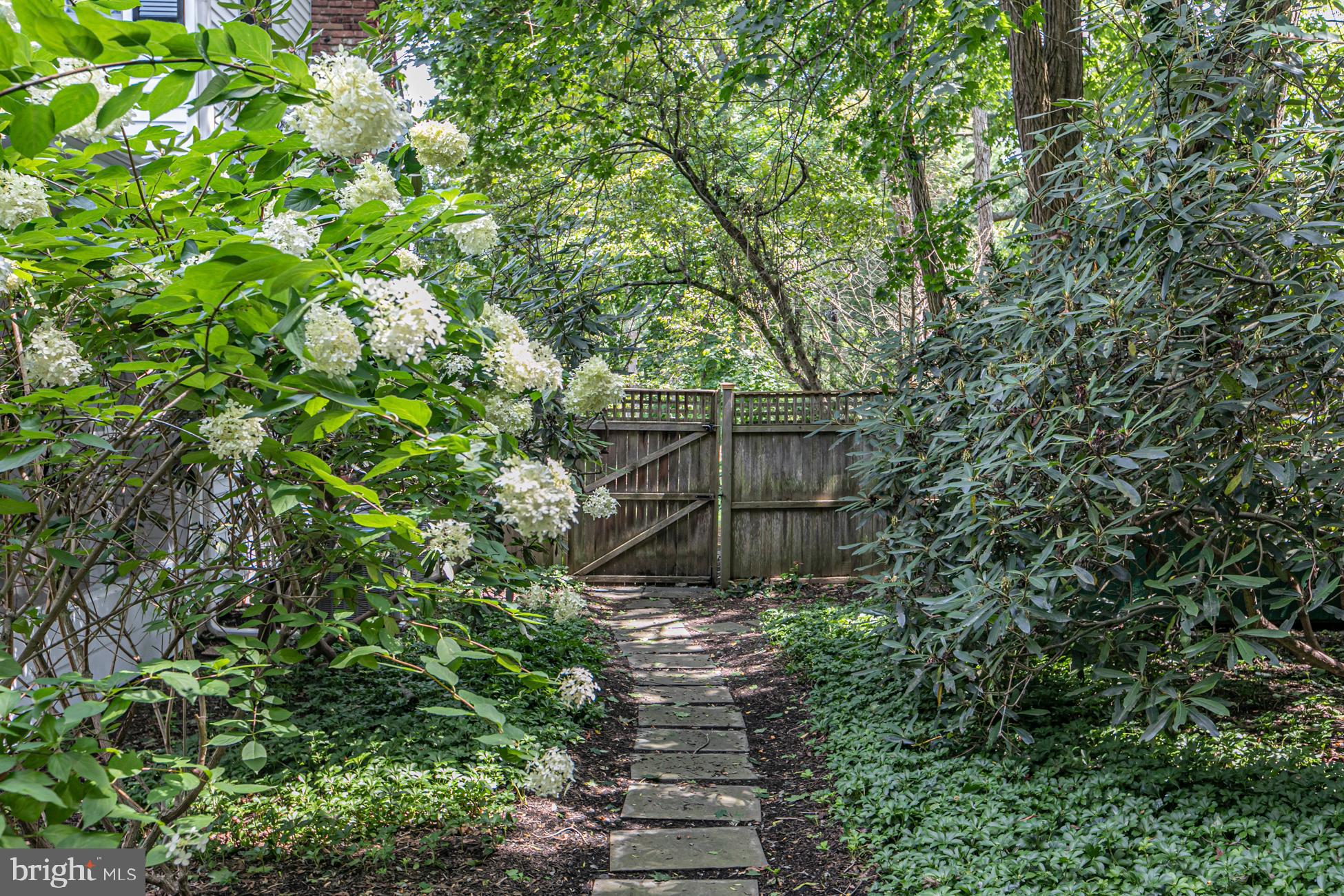 332 Riverside Drive Princeton, NJ 08540 - Photo 25 of 28