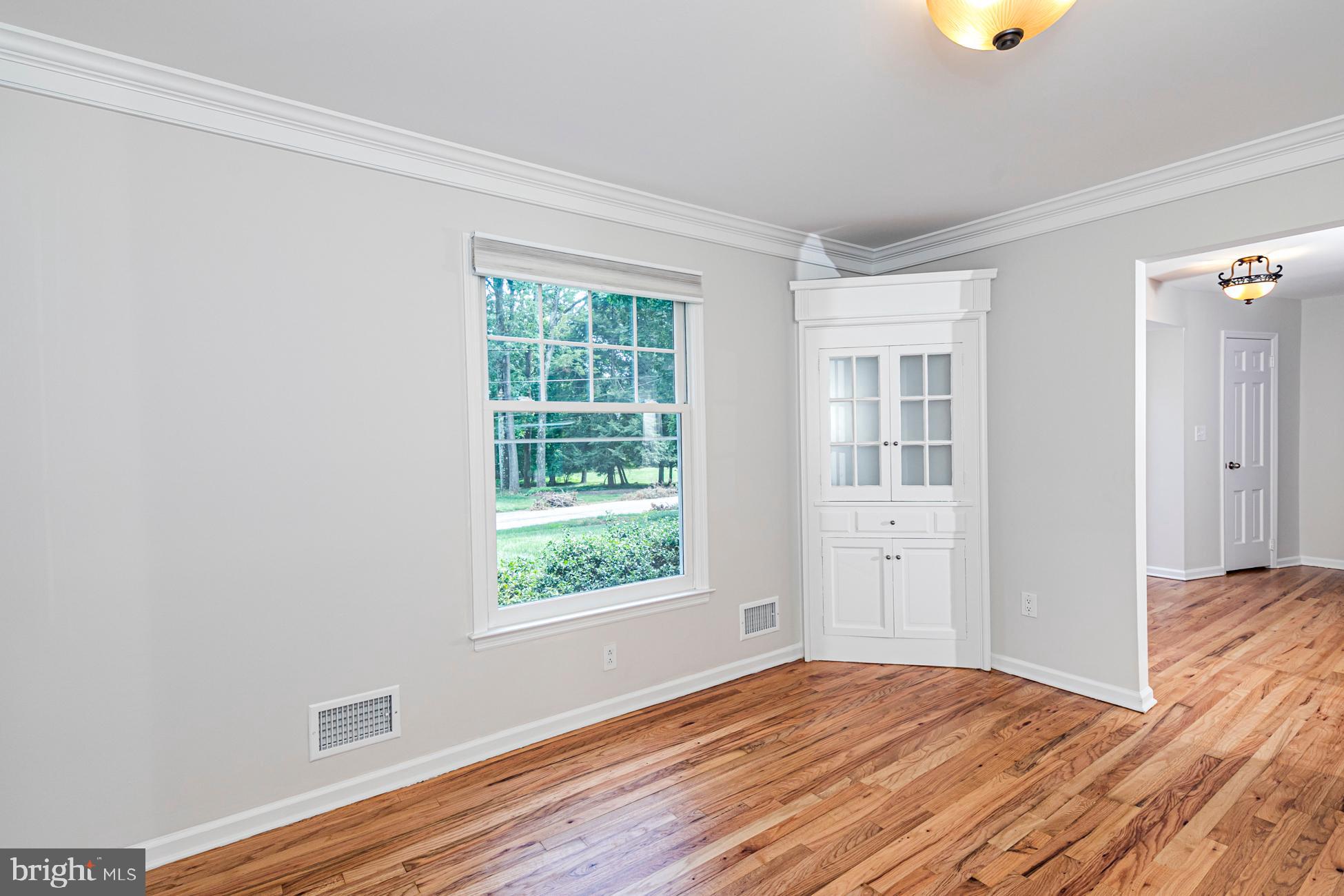 332 Riverside Drive Princeton, NJ 08540 - Photo 8 of 28
