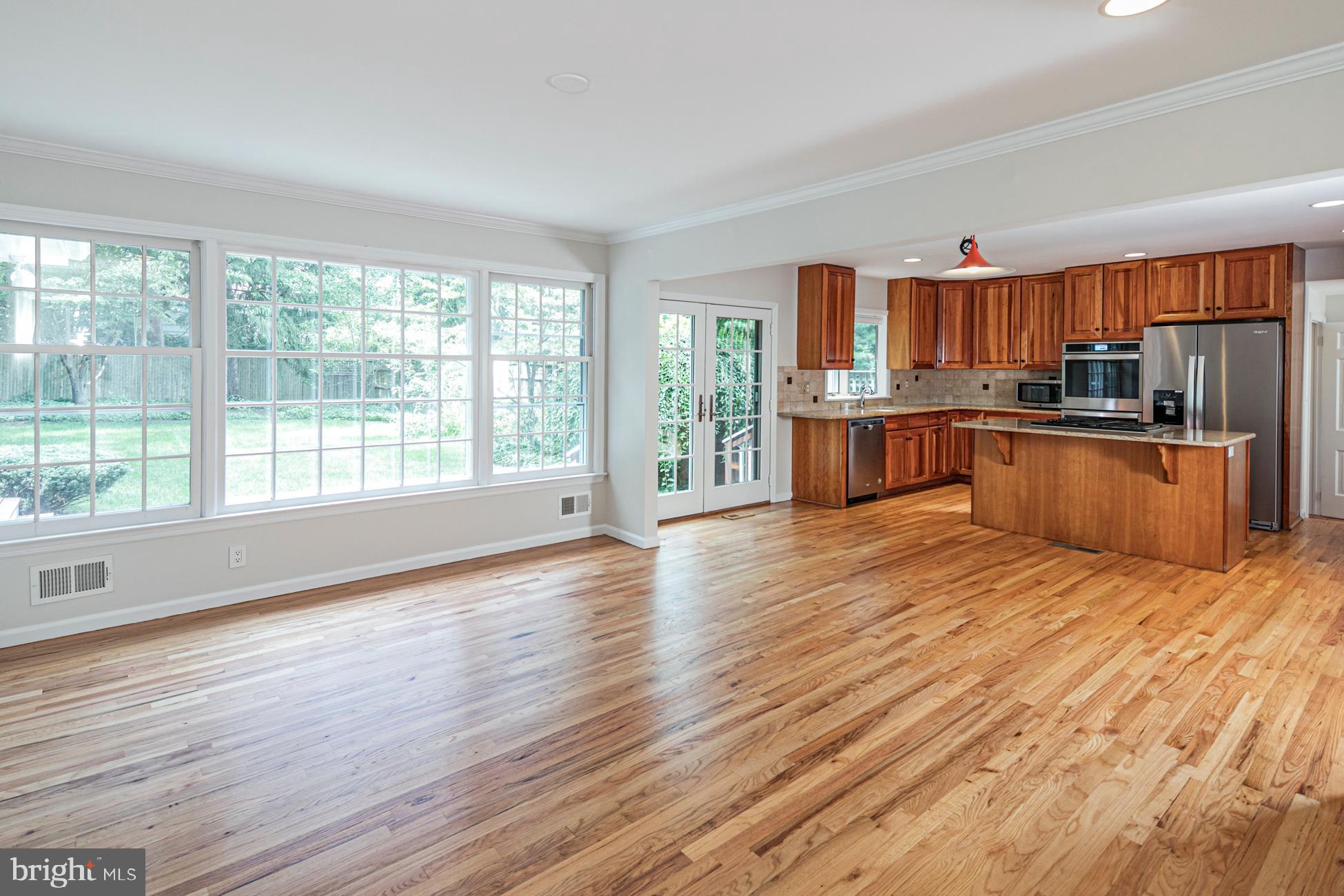 332 Riverside Drive Princeton, NJ 08540 - Photo 10 of 28