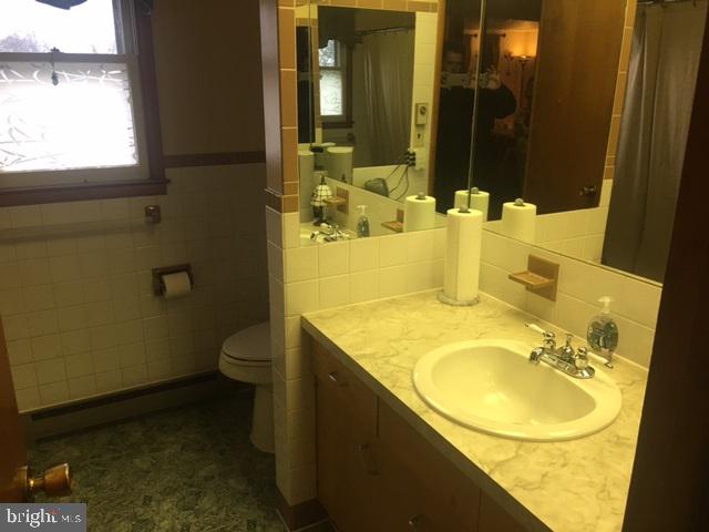 761 Edgegrove Road Hanover, PA 17331 - Photo 16 of 21 Gallery Image 16