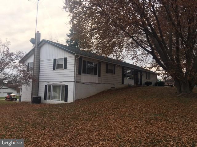 761 Edgegrove Road Hanover, PA 17331 - Photo 2 of 21 Gallery Image 2