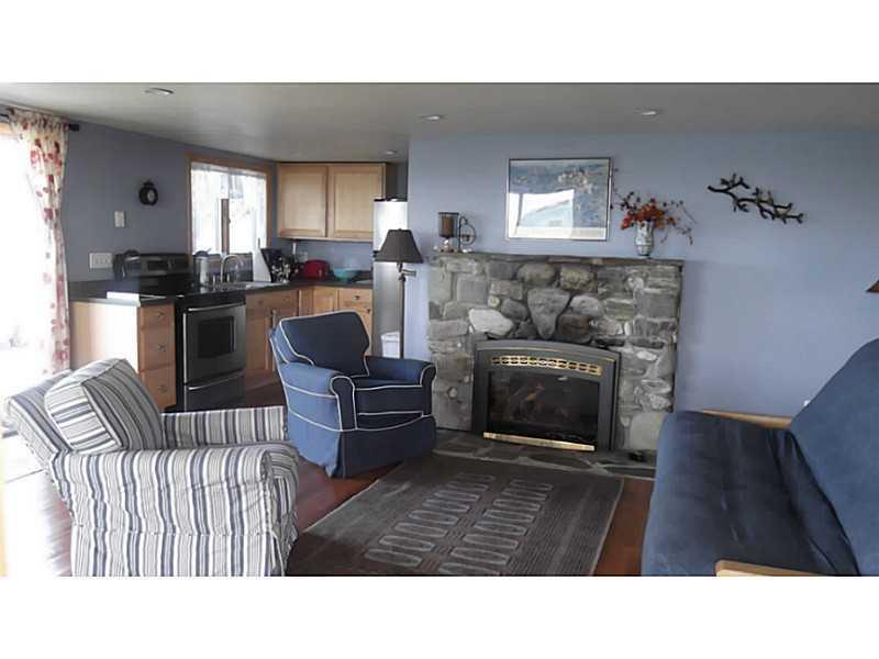 51 West Shore Road Bailey Island, ME 04003 - Photo 2 of 16 Living Room.