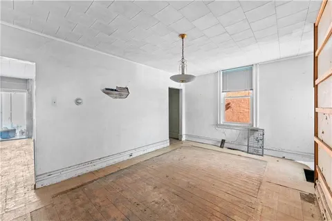 $45,000 | 115 Hawkins Avenue, Pittsburgh, PA 15214
