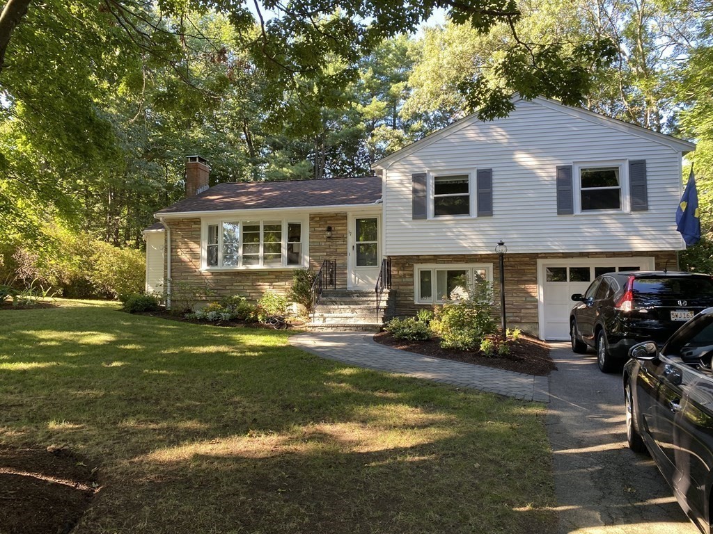 17 Redwood Road Westwood, MA 02090 - Photo 4 of 41 Gallery Image 4