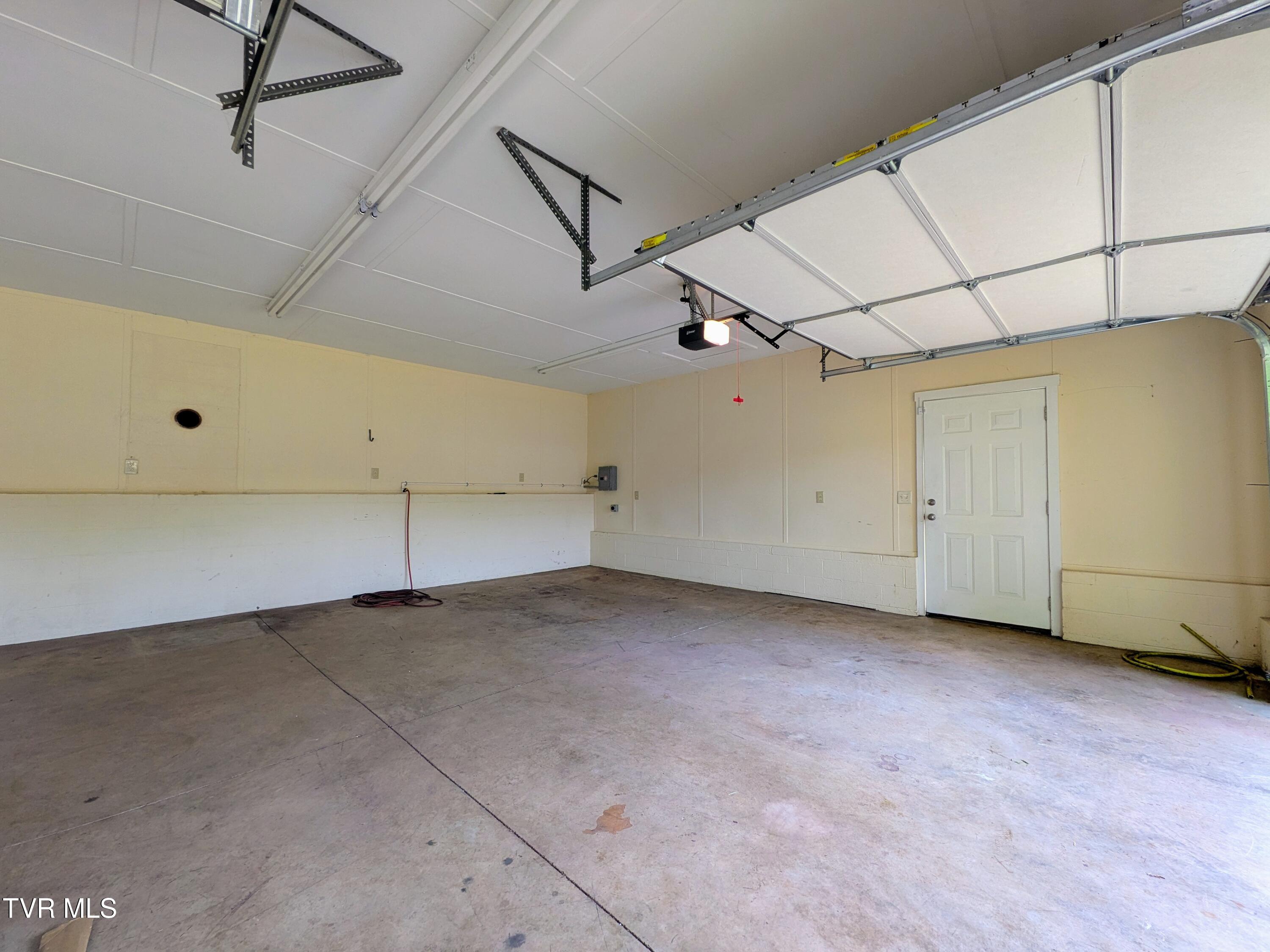 113 Nave Hollow Road Elizabethton, TN 37643 - Photo 69 of 91 Bonus Garage(2)