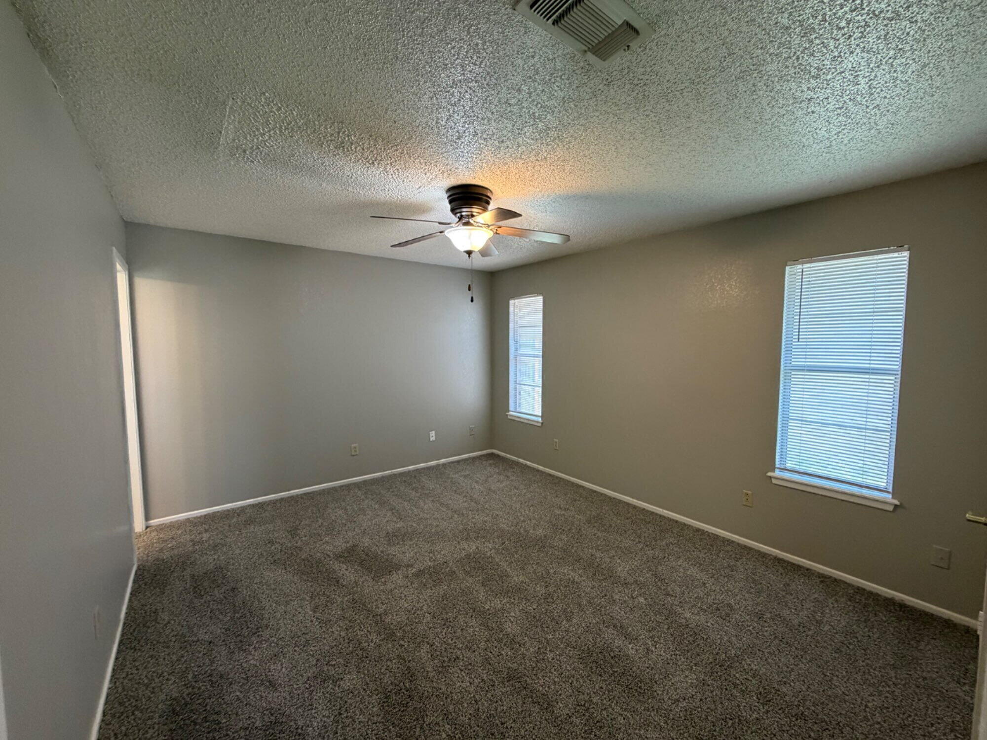 6506 25th Street Lubbock, TX 79407 - Photo 10 of 12 IMG_7693