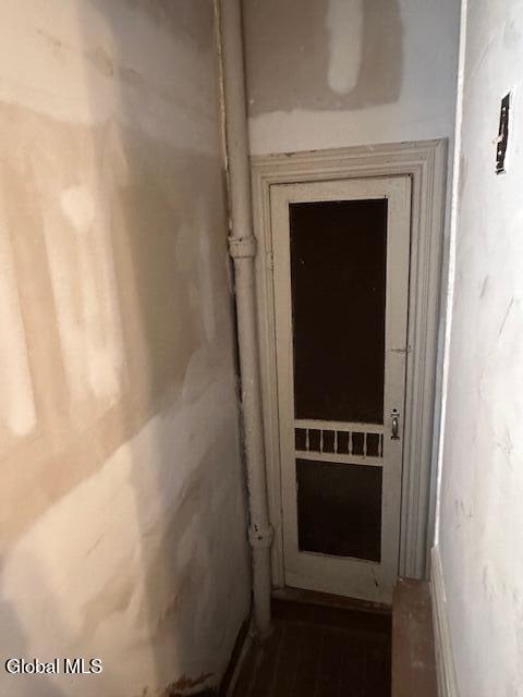 16 Jackson Street Amsterdam, NY 12010 - Photo 11 of 26 UpHallway
