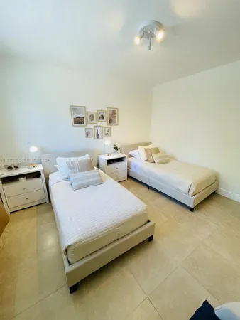 $1,190 | 100 Sunrise Drive, Unit 24, Key Biscayne, FL 33149