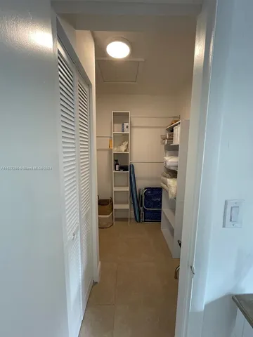 $1,190 | 100 Sunrise Drive, Unit 24, Key Biscayne, FL 33149