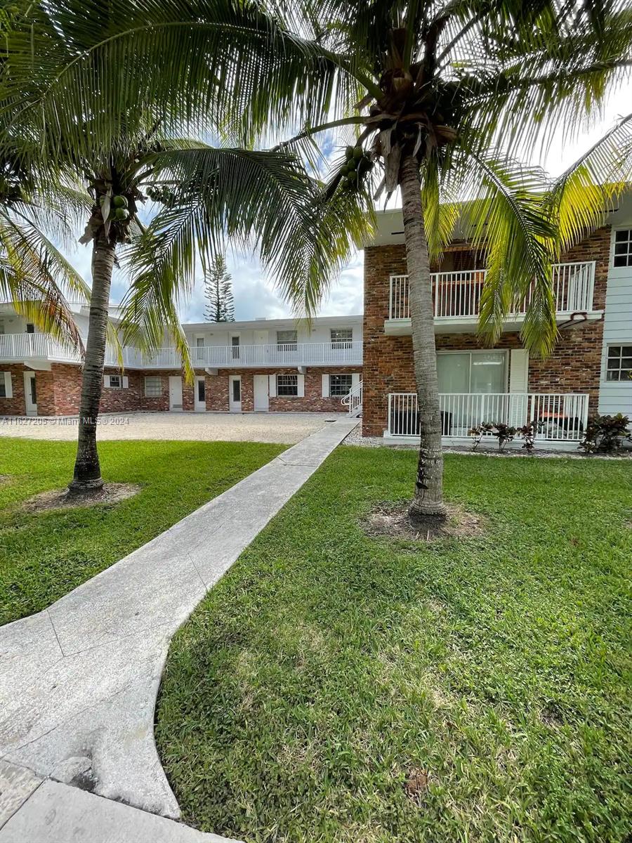 100 Sunrise Drive, Unit 24 Key Biscayne, FL 33149 - Photo 27 of 35