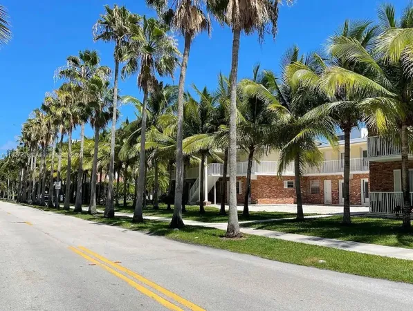 $1,190 | 100 Sunrise Drive, Unit 24, Key Biscayne, FL 33149