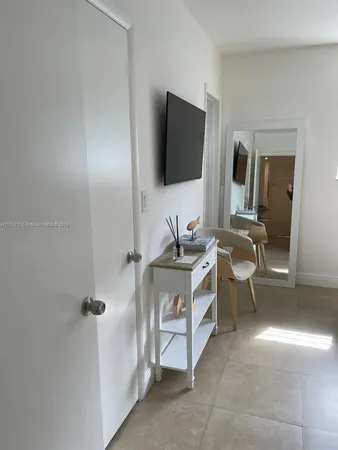 $1,190 | 100 Sunrise Drive, Unit 24, Key Biscayne, FL 33149