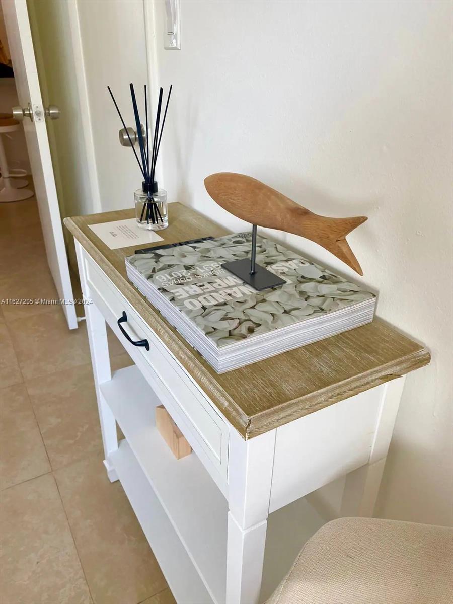 100 Sunrise Drive, Unit 24 Key Biscayne, FL 33149 - Photo 10 of 35