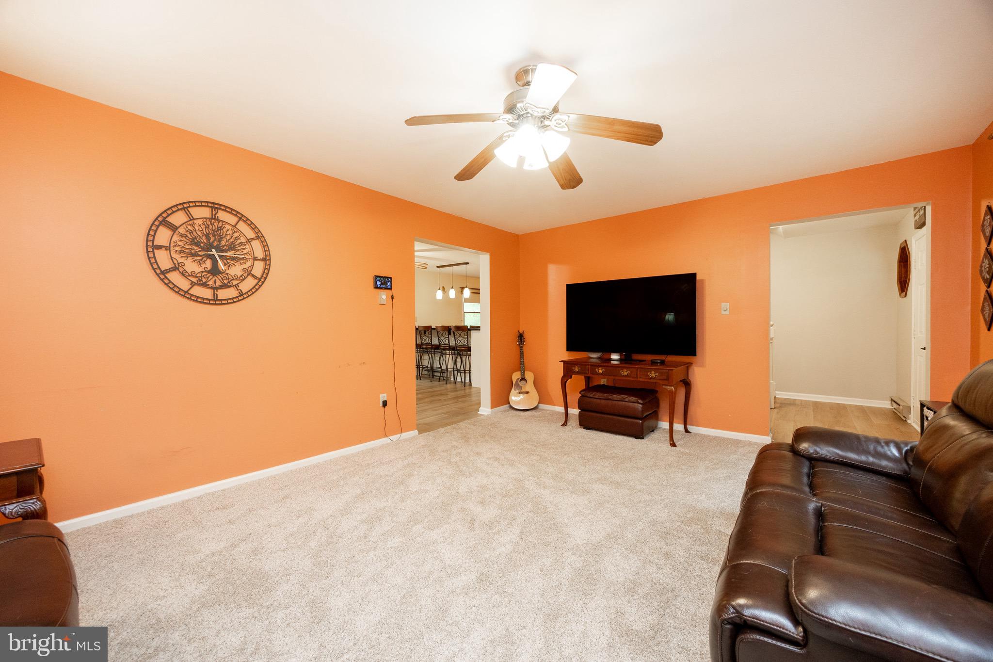 2001 Shenkel Road Pottstown, PA 19465 - Photo 15 of 58 Living Room
