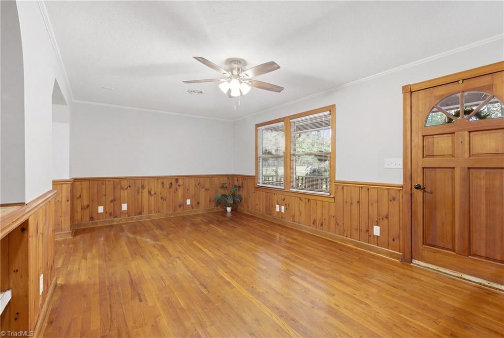 3089 Pipers Gap Road Mount Airy, NC 27030 - Photo 7 of 40