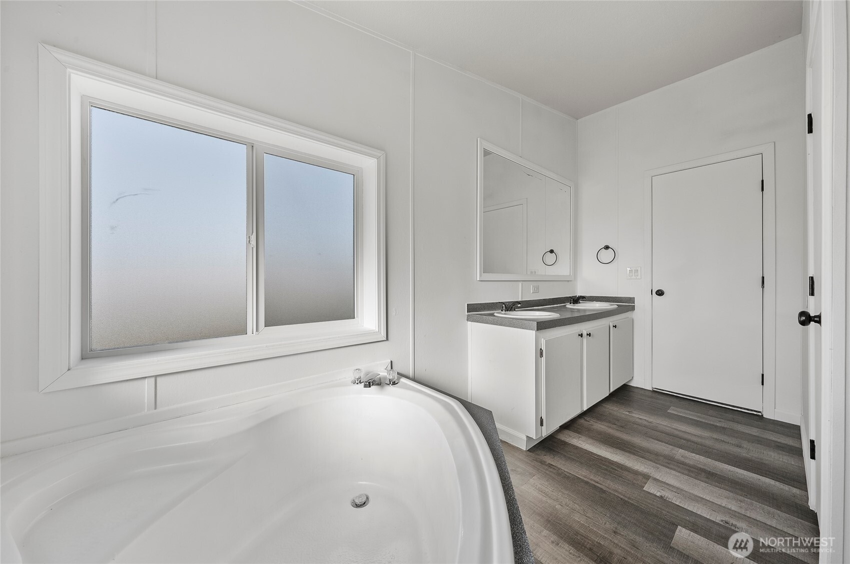 4112 Rd E 9 Northeast Moses Lake, WA 98837 - Photo 20 of 36 Gallery Image 20