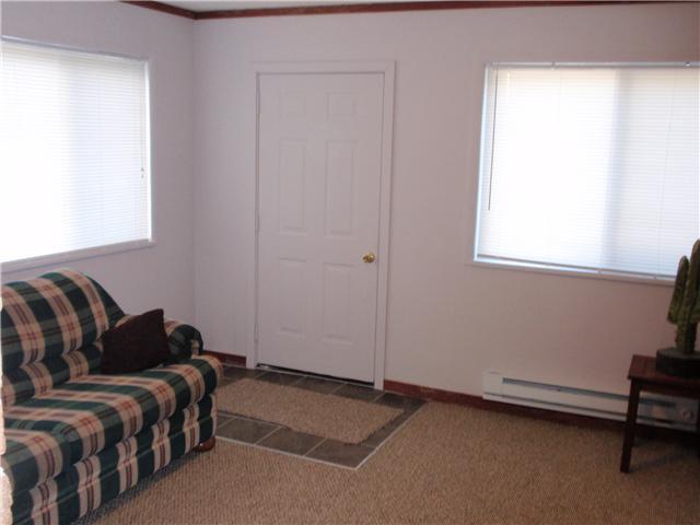 2594 Lockbourne Road Columbus, OH 43207 - Photo 6 of 22