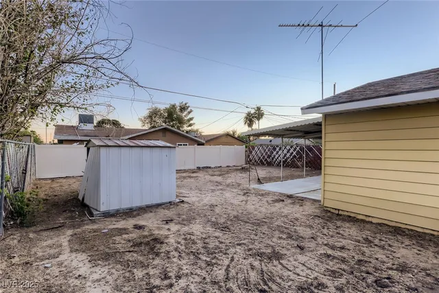 $1,250 | 3705 Haddock Avenue, North Las Vegas, NV 89030