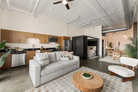 $699,000 | 510 South Hewitt Street, Unit 514, Los Angeles, CA 90013