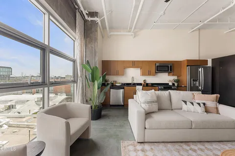 $699,000 | 510 South Hewitt Street, Unit 514, Los Angeles, CA 90013
