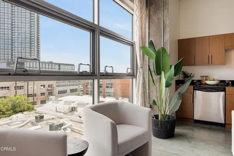 $699,000 | 510 South Hewitt Street, Unit 514, Los Angeles, CA 90013