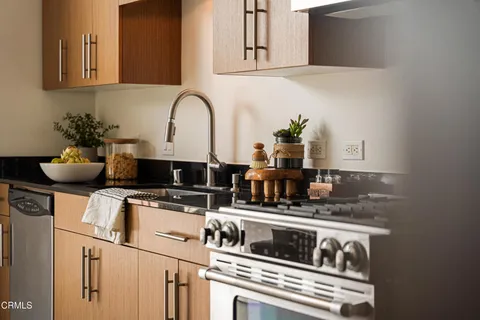 $699,000 | 510 South Hewitt Street, Unit 514, Los Angeles, CA 90013