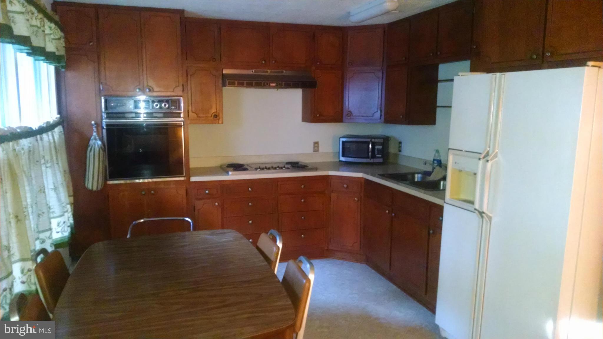 14928 Schall Road Accokeek, MD 20607 - Photo 5 of 12 Kitchen