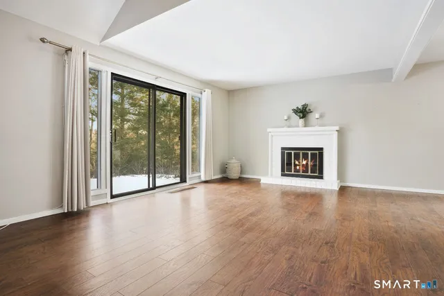 $275,500 | 331 Heritage Village, Unit E, Southbury, CT 06488