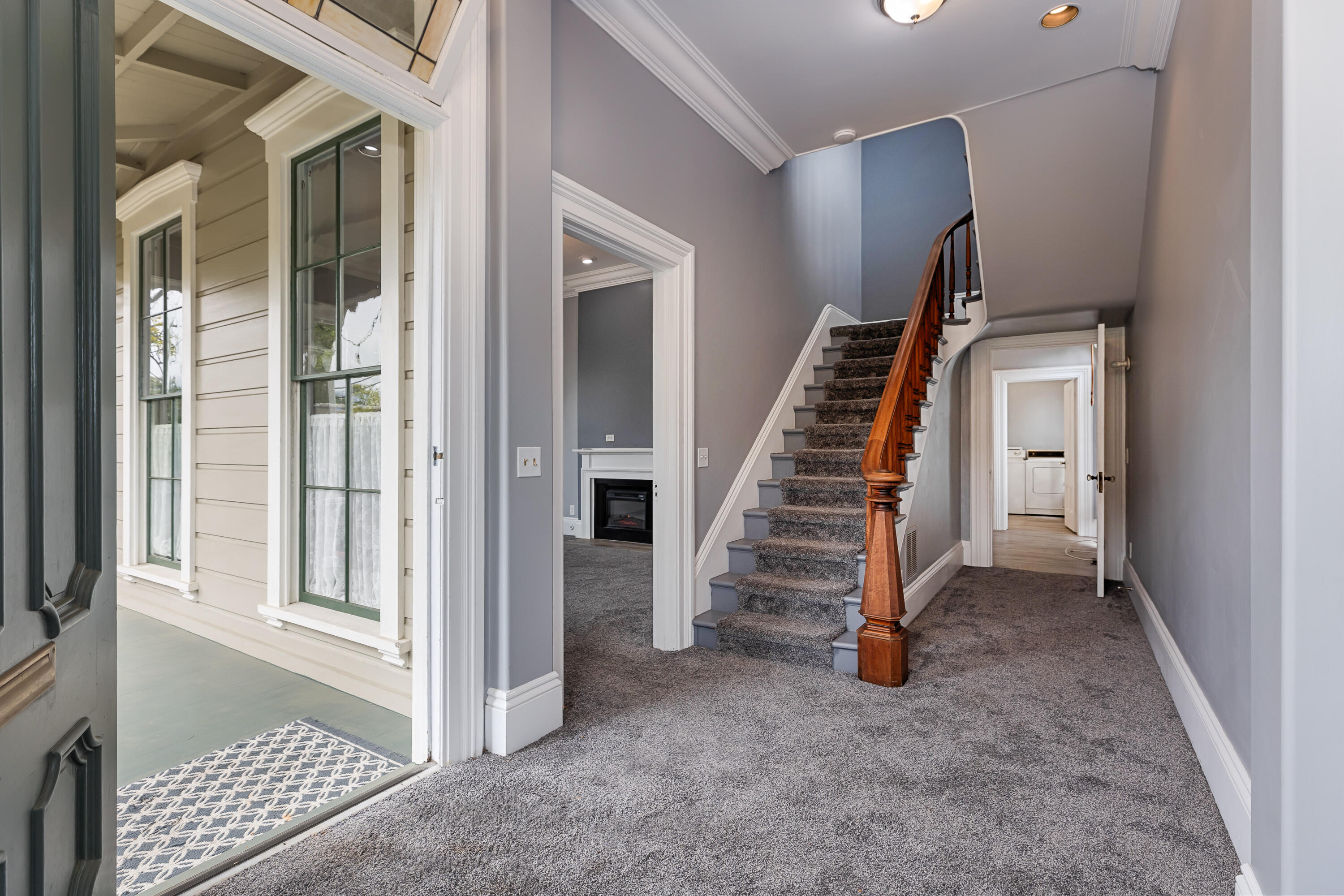 533 Brinkerhoff Avenue Santa Barbara, CA 93101 - Photo 16 of 27 a view of an entryway with staircase
