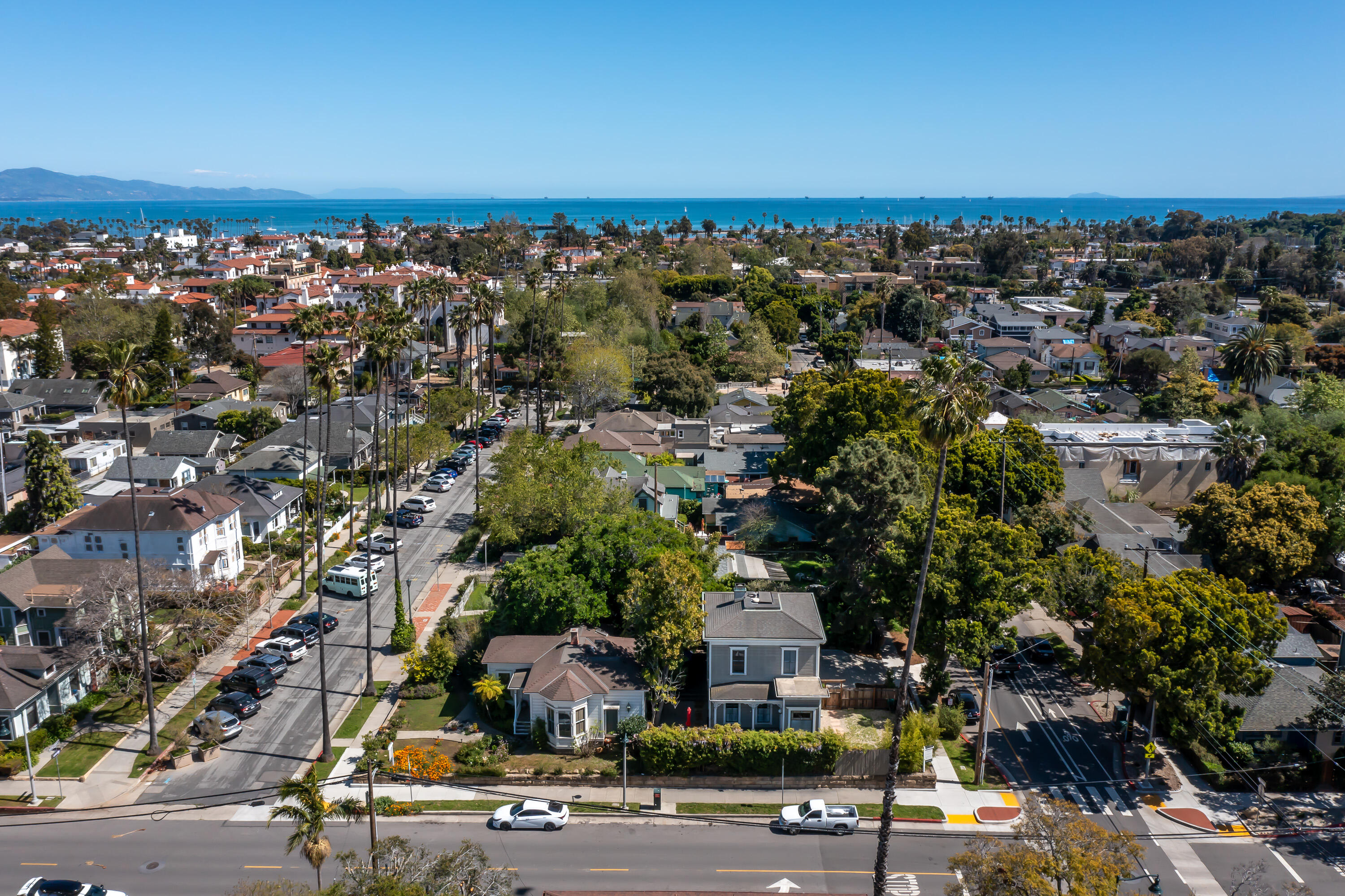 533 Brinkerhoff Avenue Santa Barbara, CA 93101 - Photo 2 of 27 an aerial view of multiple house