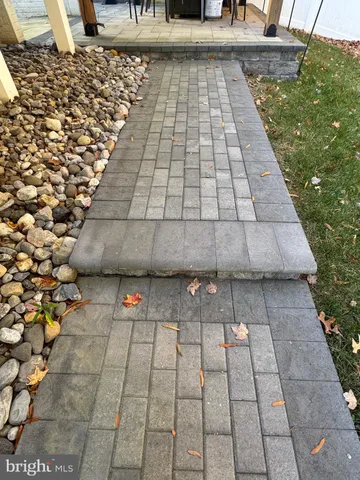 a sign that is on the side of a building