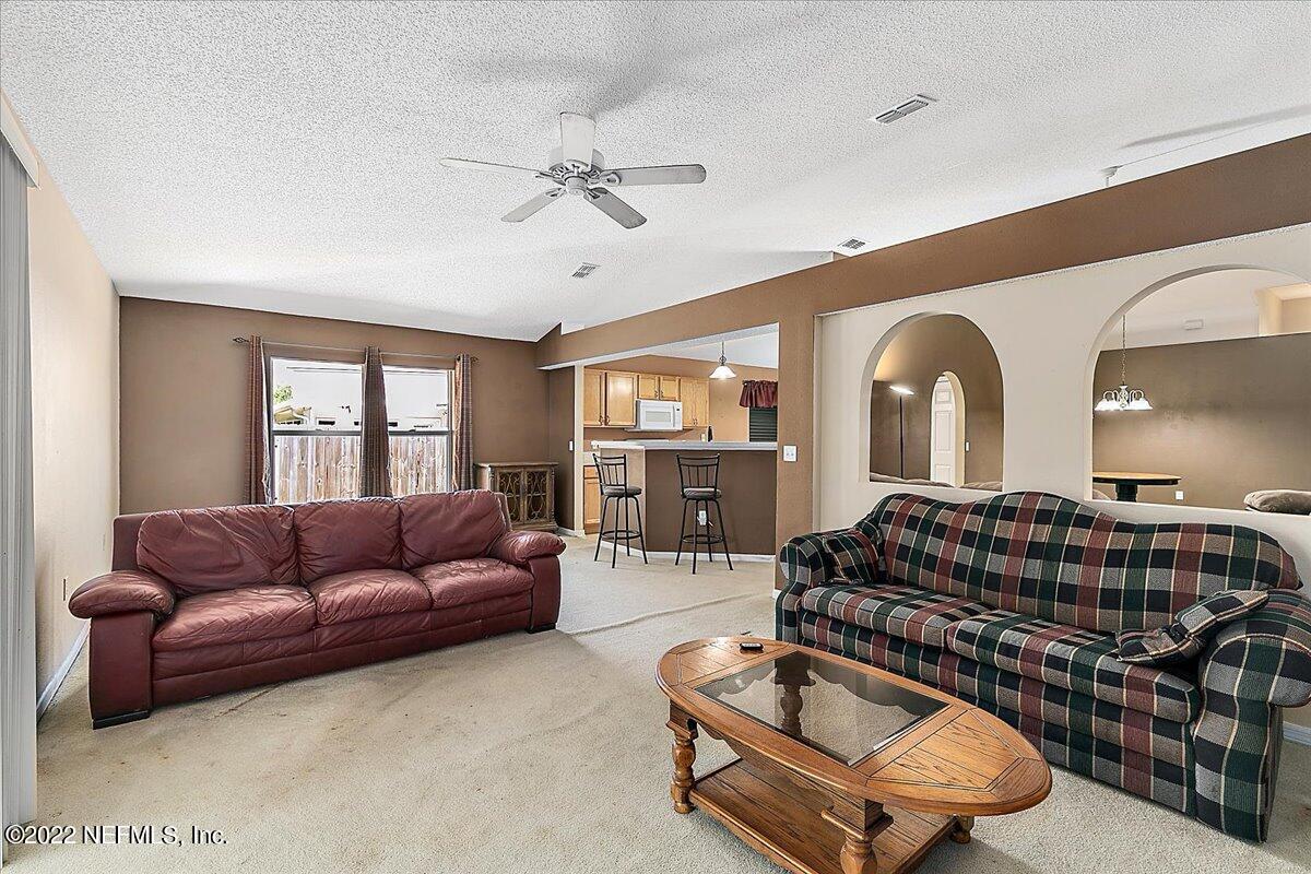 3180 Shadow Creek Road Jacksonville, FL 32226 - Photo 7 of 22 07-Family Room