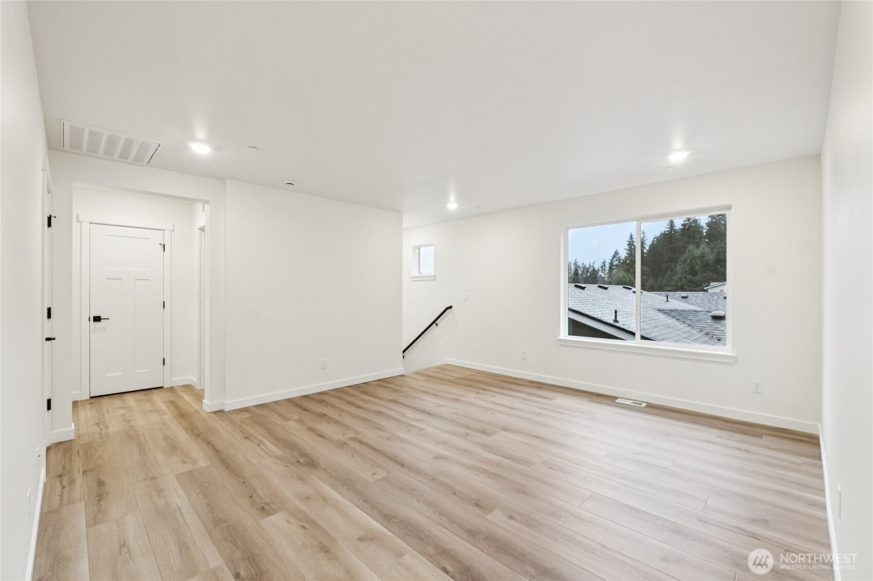 24327 13 Avenue Southeast, Unit CR19 Bothell, WA 98021 - Photo 12 of 29