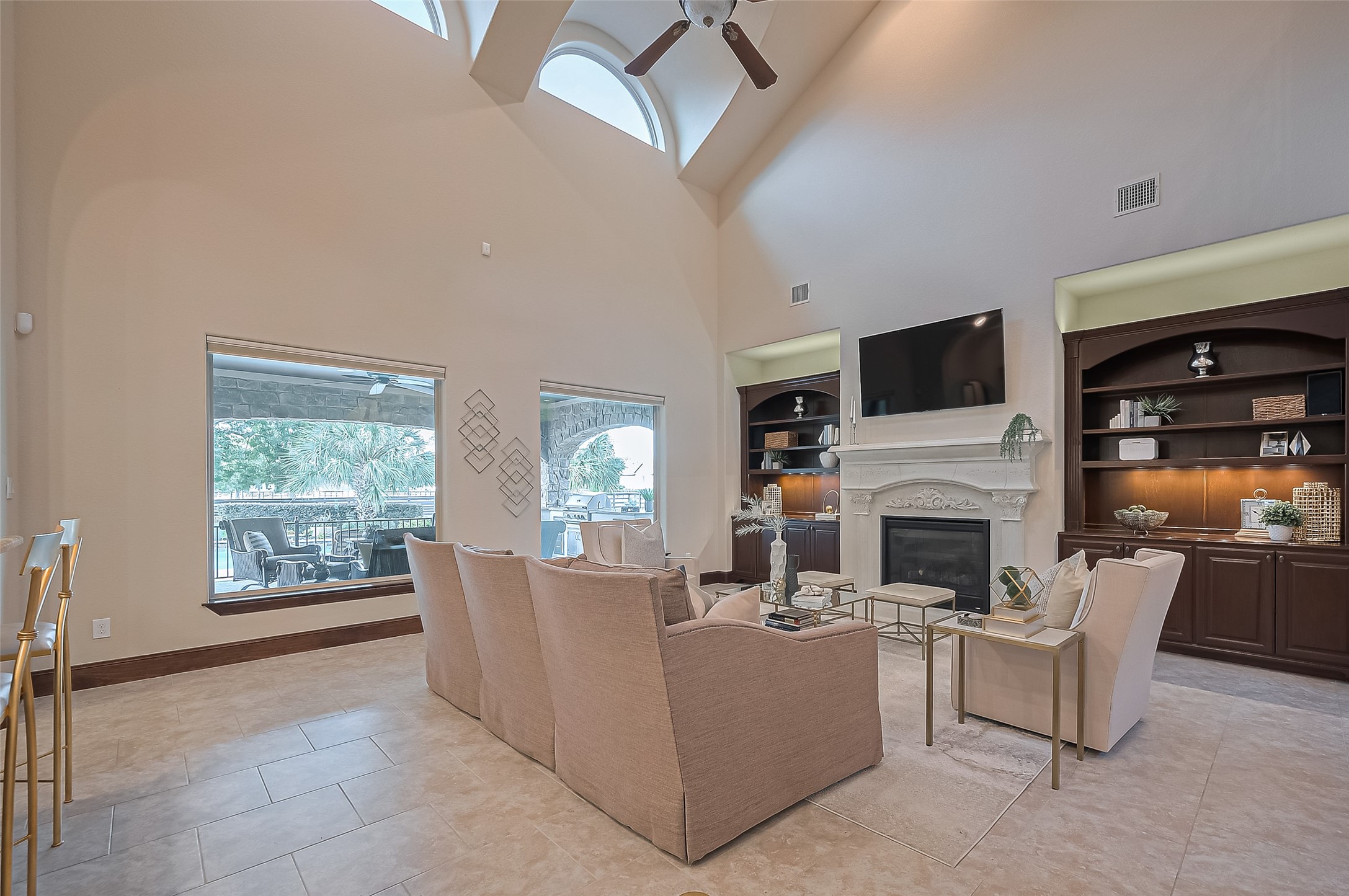 14 Royal King Road Tomball, TX 77377 - Photo 12 of 50