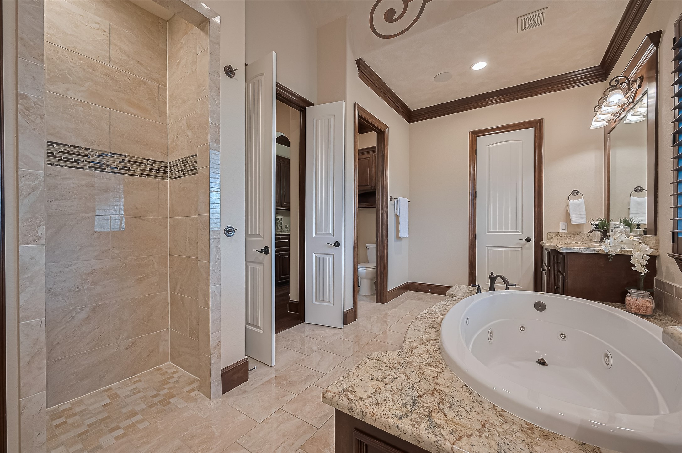 14 Royal King Road Tomball, TX 77377 - Photo 37 of 50