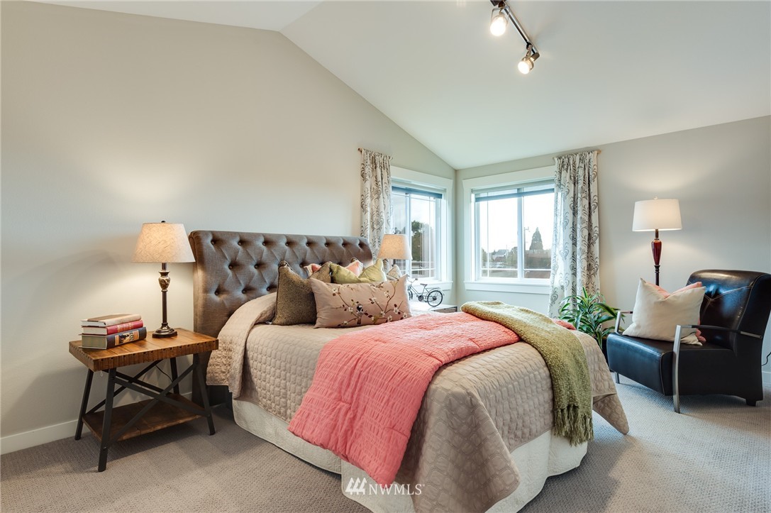 509 North 44th Street Seattle, WA 98103 - Photo 18 of 23 Gallery Image 18