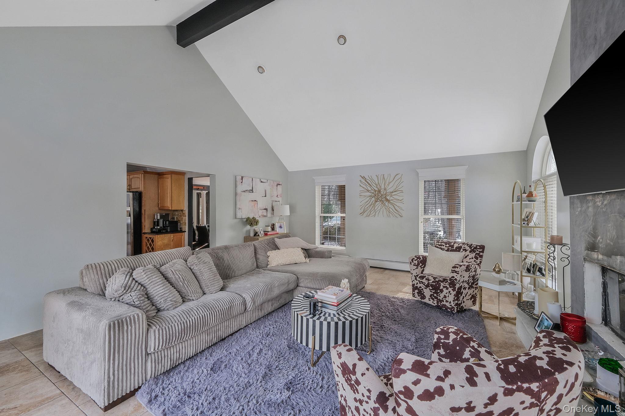 180 Miller Place Road Miller Place, NY 11764 - Photo 17 of 44