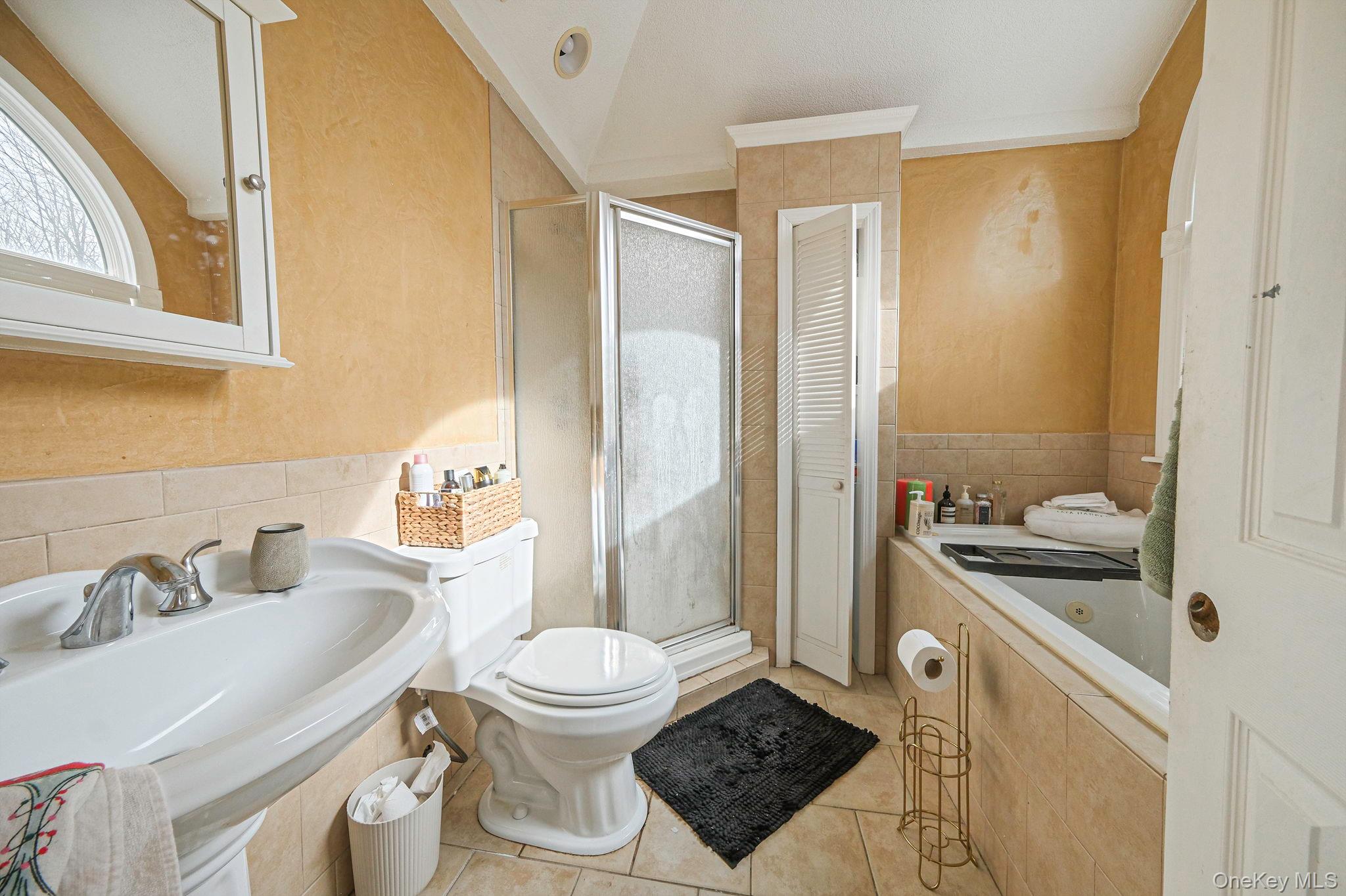 180 Miller Place Road Miller Place, NY 11764 - Photo 27 of 44