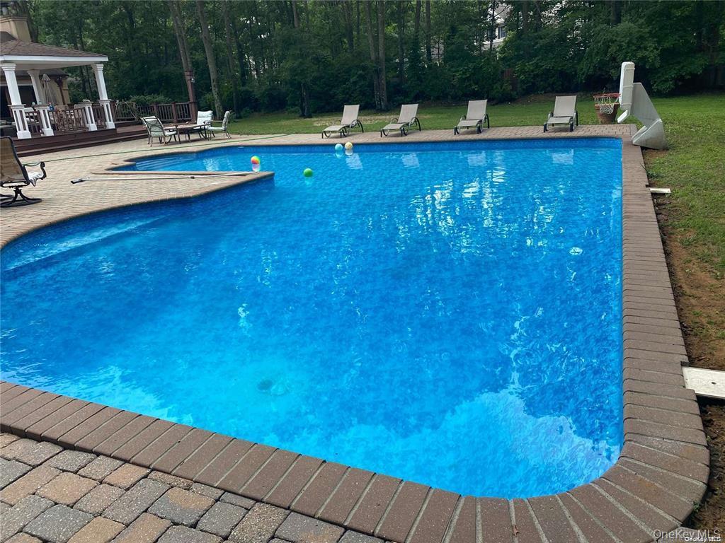 180 Miller Place Road Miller Place, NY 11764 - Photo 40 of 44