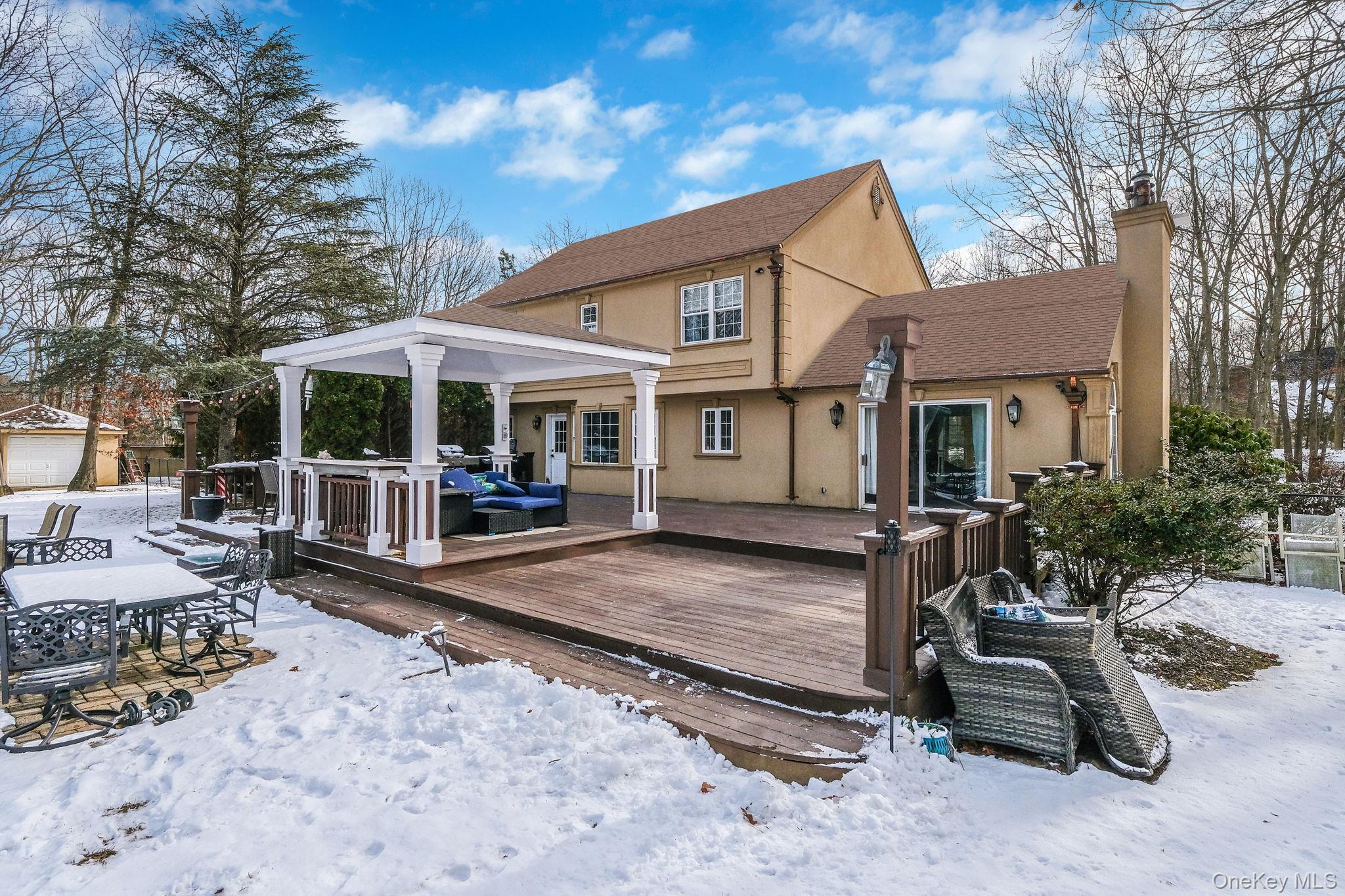 180 Miller Place Road Miller Place, NY 11764 - Photo 43 of 44