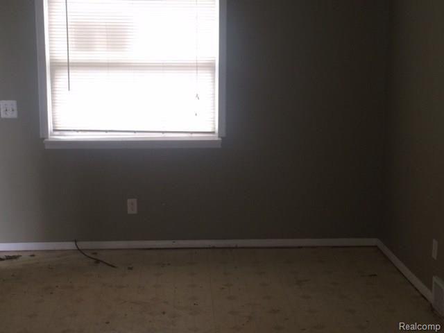 7975 Lakeshore Road Fort Gratiot, MI 48059 - Photo 13 of 15 photo 1.jpg