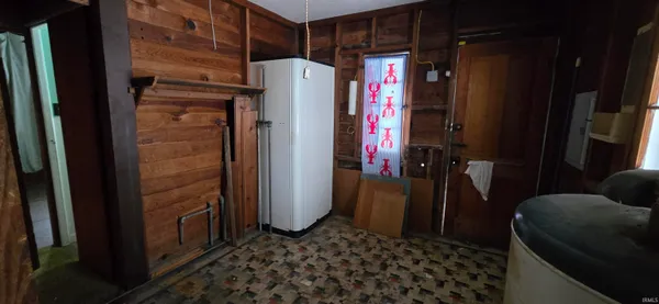 $90,000 | 1013 North Edgewater Drive, Silver Lake, IN 46982
