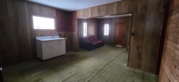 $90,000 | 1013 North Edgewater Drive, Silver Lake, IN 46982