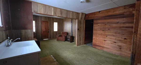 $90,000 | 1013 North Edgewater Drive, Silver Lake, IN 46982