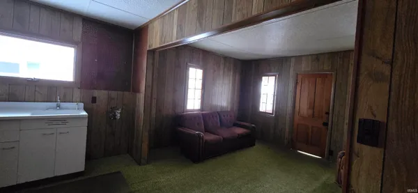 $90,000 | 1013 North Edgewater Drive, Silver Lake, IN 46982