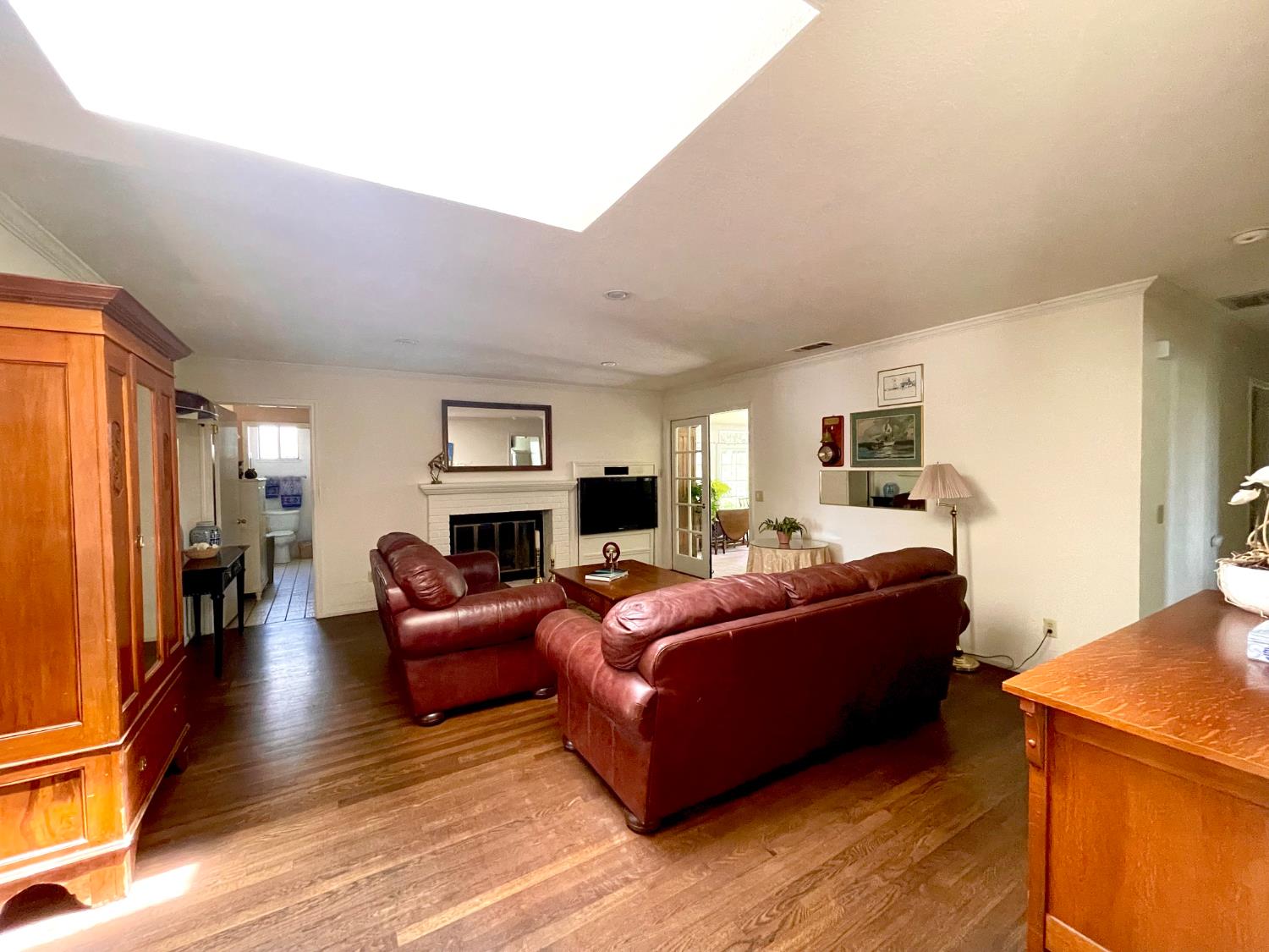 2052 Del Rio Drive Stockton, CA 95204 - Photo 8 of 28