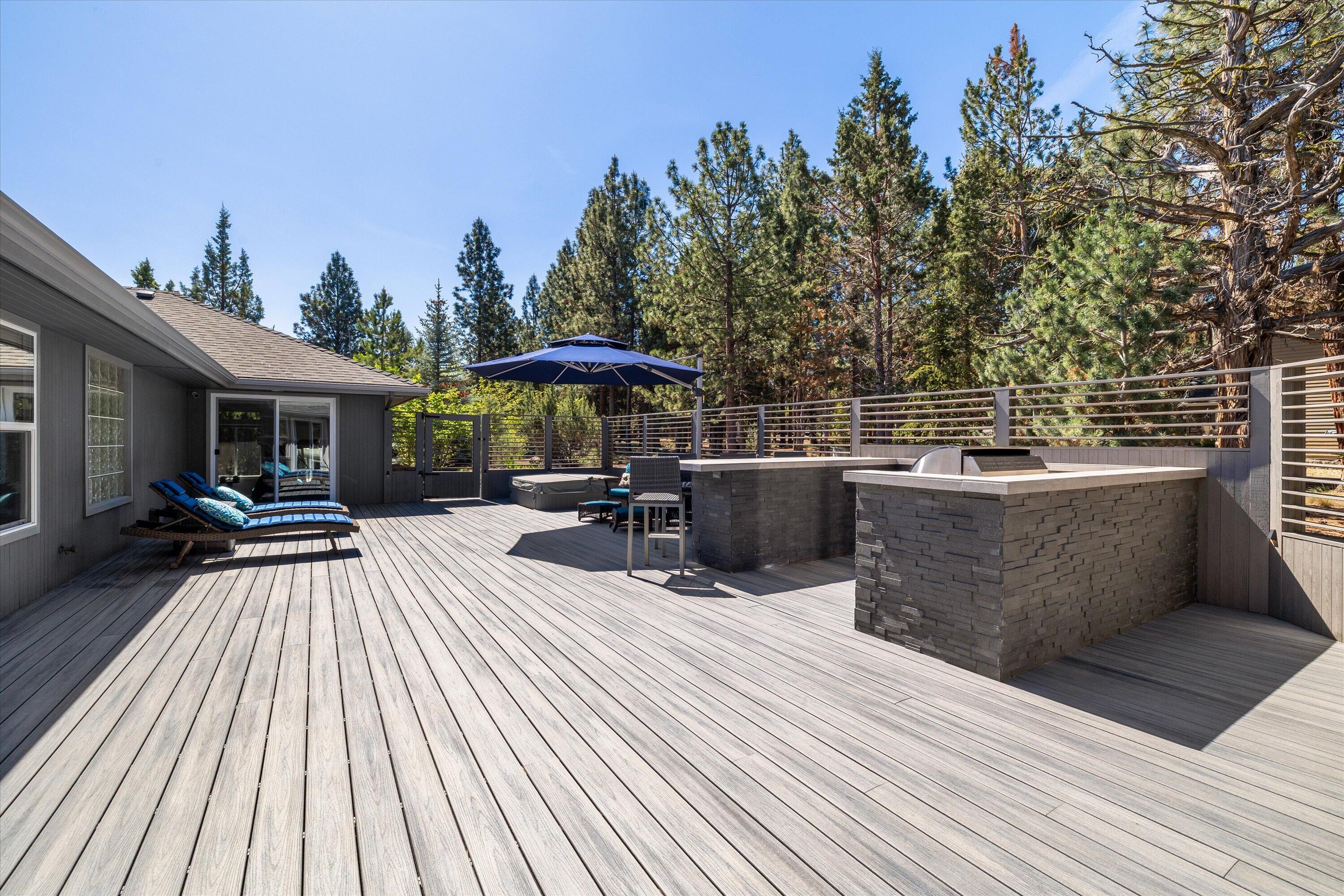 3795 Northwest Summerfield Road Bend, OR 97703 - Photo 35 of 50