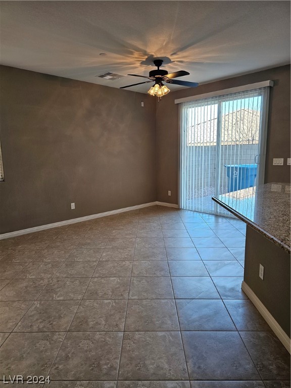 910 Harbor Avenue Henderson, NV 89002 - Photo 3 of 28