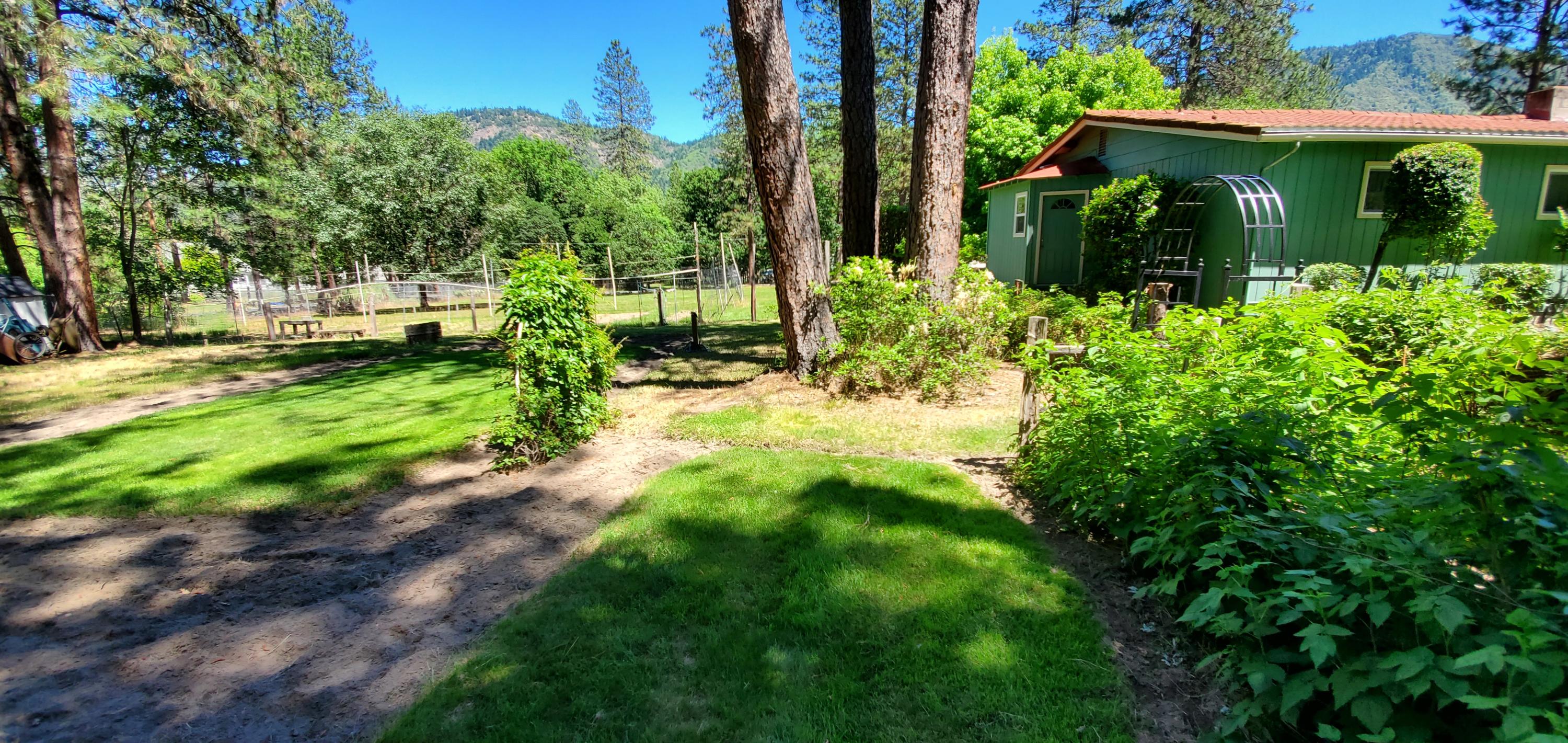 362 Walker Road Grants Pass, OR 97527 - Photo 38 of 40 20200603_142025